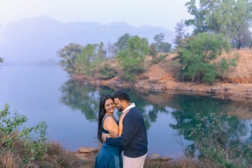 Expert pre-wedding shoot specialists in Pune, Maharashtra capturing traditional and modern styles.