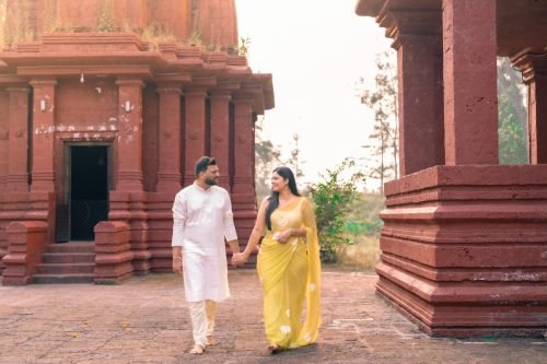 Professional yet affordable pre-wedding photography in Pune and surrounding areas.